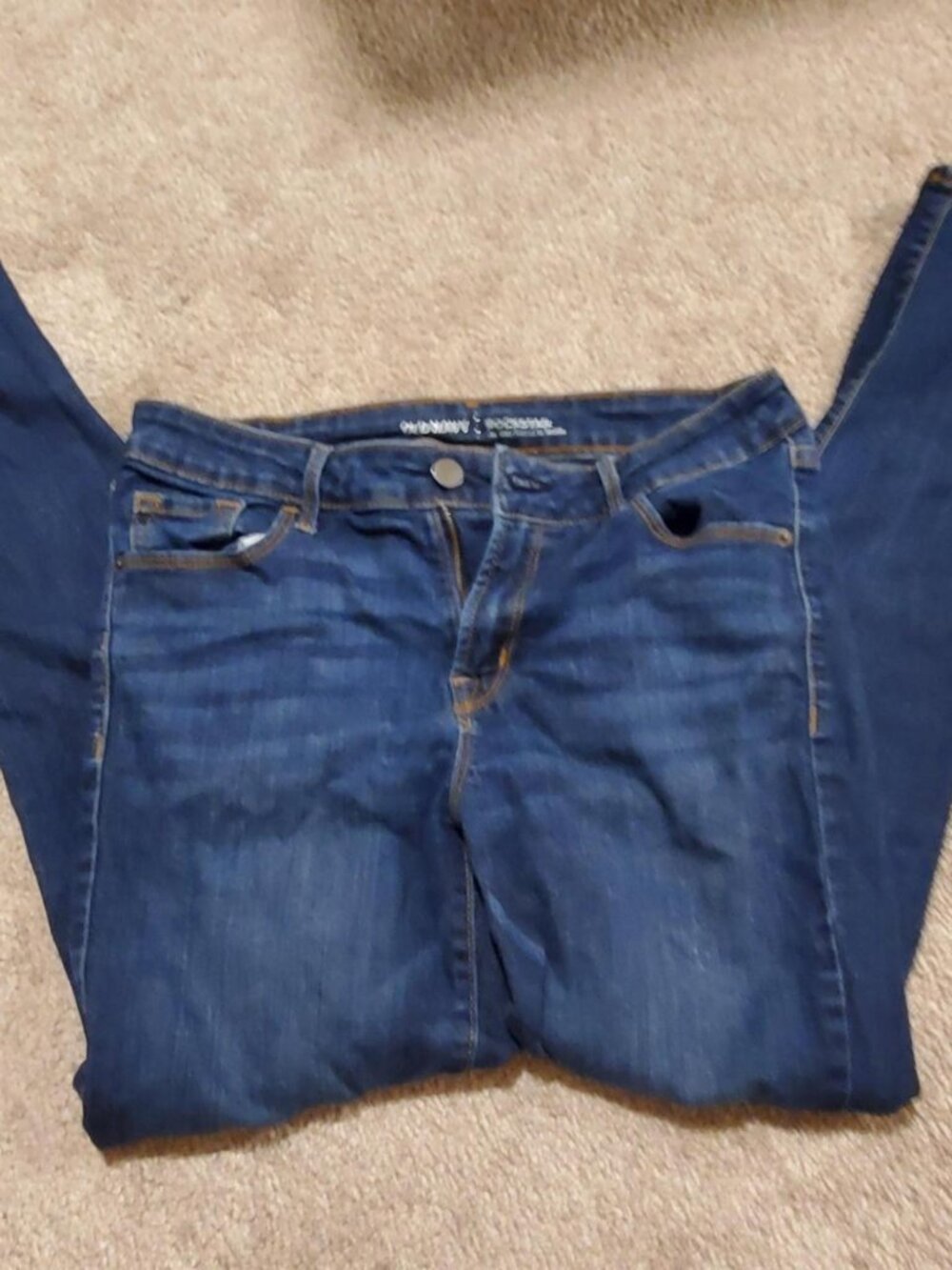 Old Navy Mid-Rise Rockstar Super-Skinny Jeans Medium Wash